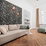 Spacious & Modern 6 Bedroom - Around The Main Market Square - By Upstairs * Krasków
