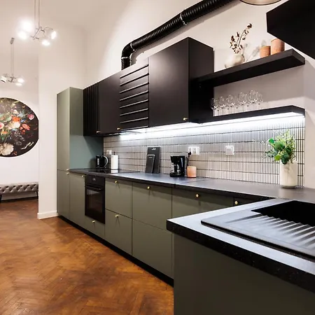 Apartman Spacious & Modern 6 Bedroom - Around The Main Market Square - By Upstairs