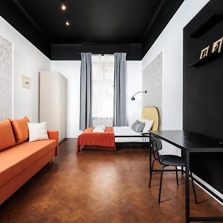Spacious & Modern 6 Bedroom - Around The Main Market Square - By Upstairs Krakkó