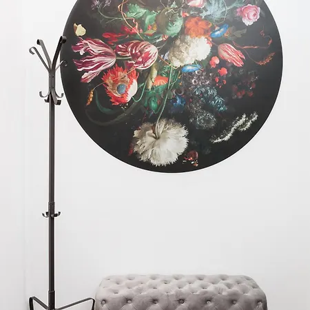 Spacious & Modern 6 Bedroom - Around The Main Market Square - By Upstairs Appartamento Cracovia