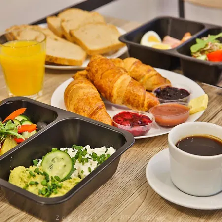 Spacious & Modern 6 Bedroom - Around The Main Market Square - By Upstairs Cracovia